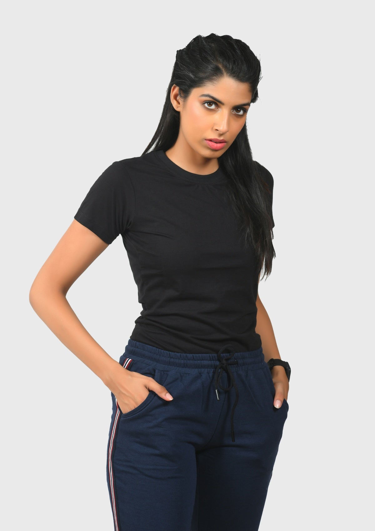 Classic Black Tee - Bottle&Co